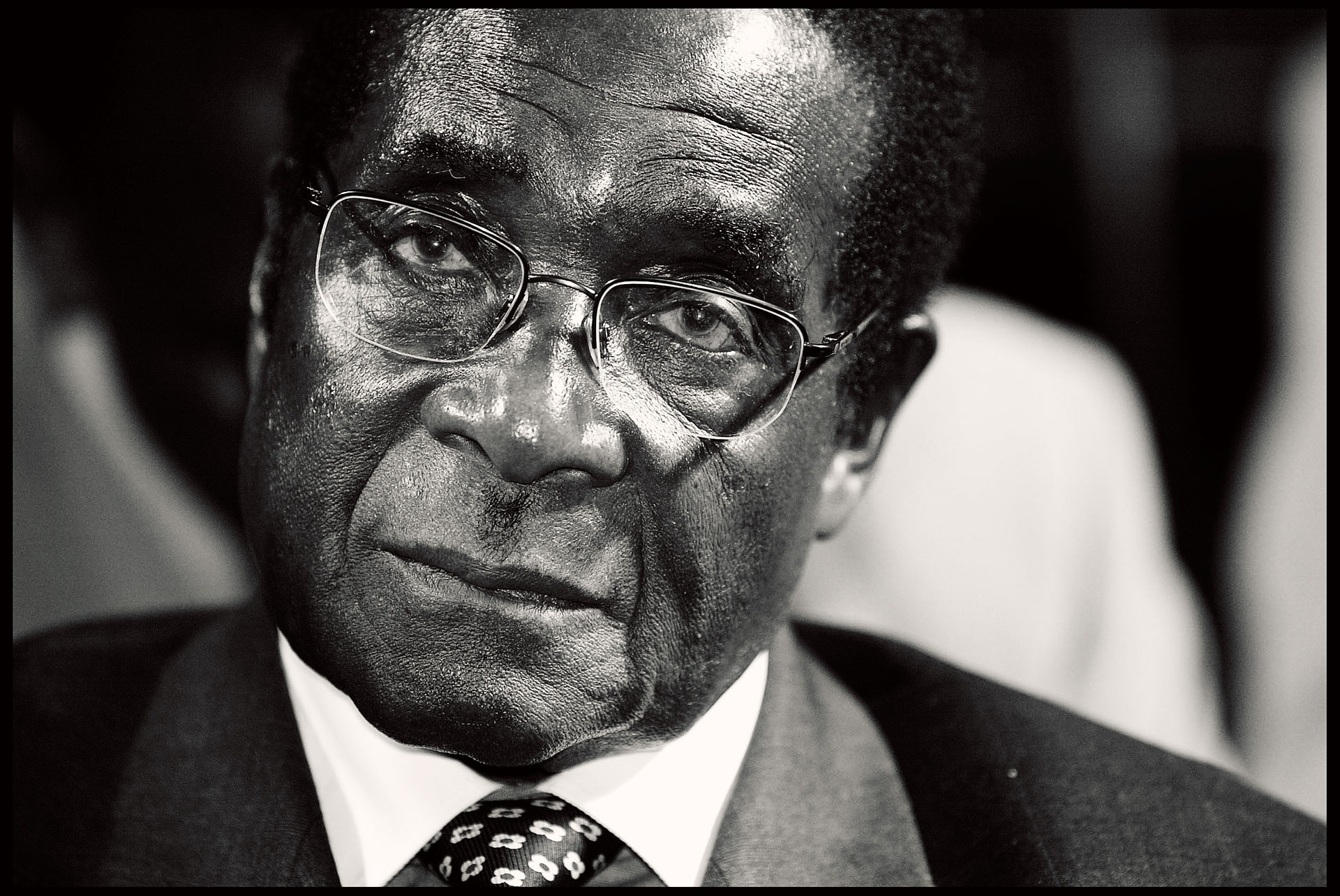 Mugabe-04-DH